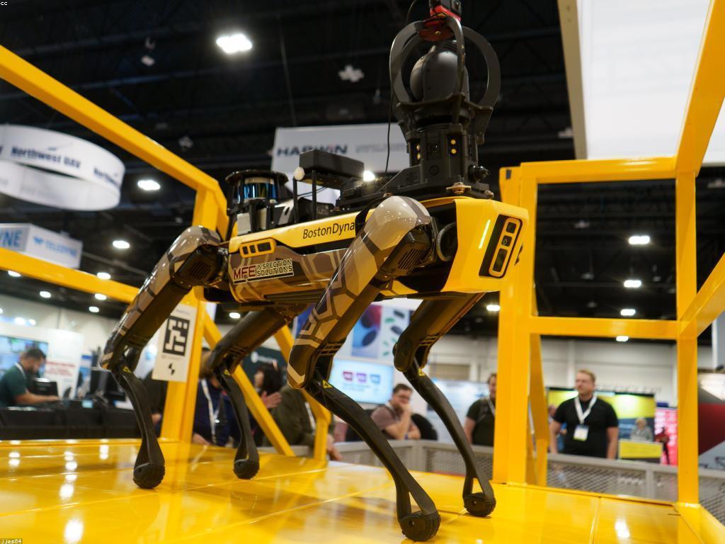 យុទ្ធសាស្ត្រការប្រកួតនិងការធ្វើបច្ចុប្បន្នភាព